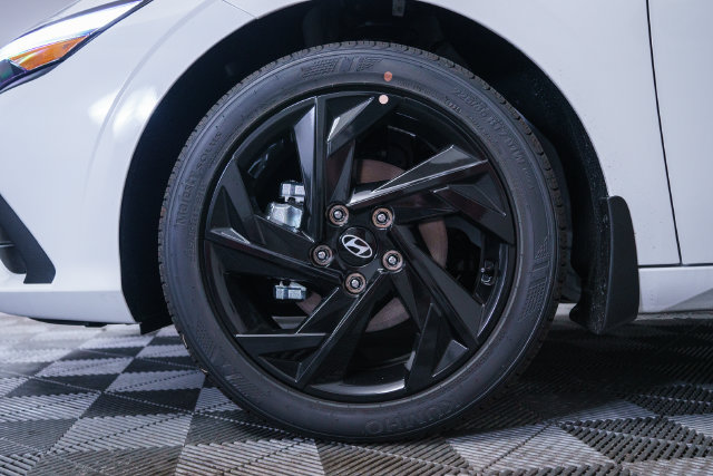 New 2026 Hyundai Elantra Sport FWD image 9