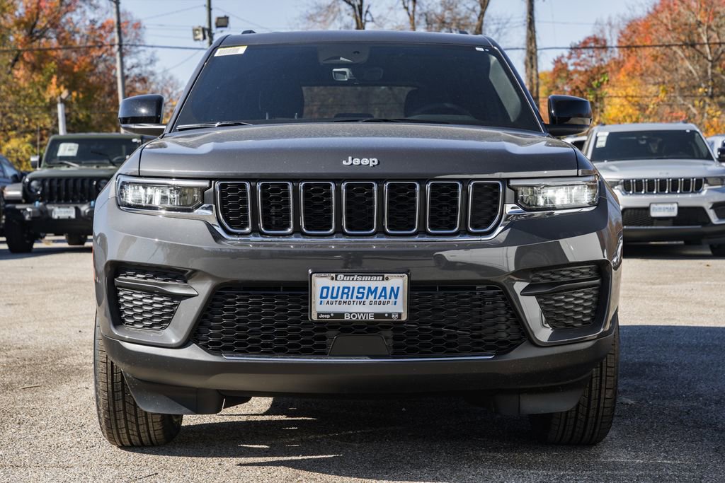 New 2025 Jeep Grand Cherokee Laredo X w/ Luxury Tech Group I image 2