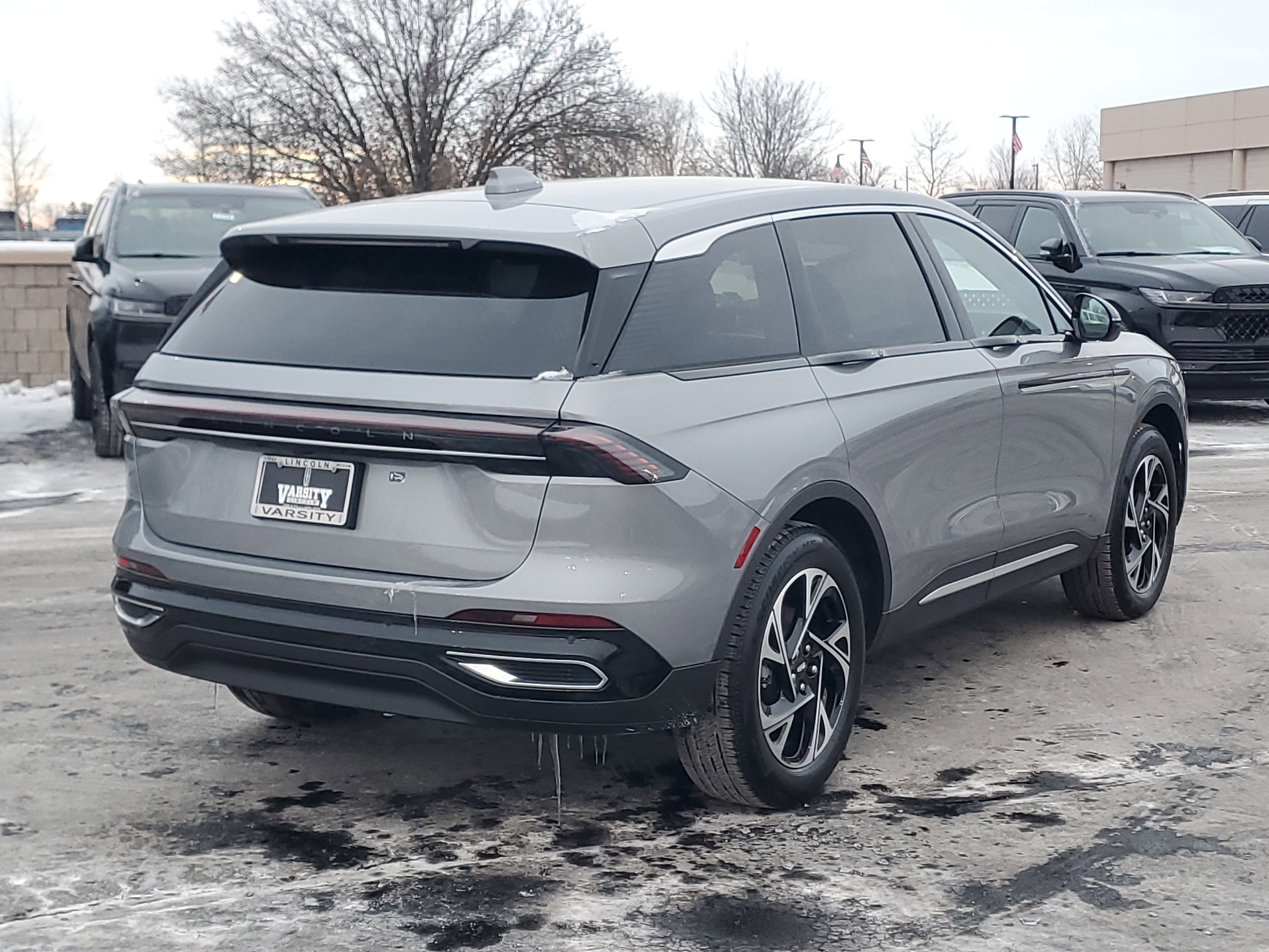 New 2025 Lincoln Nautilus Premier image 4