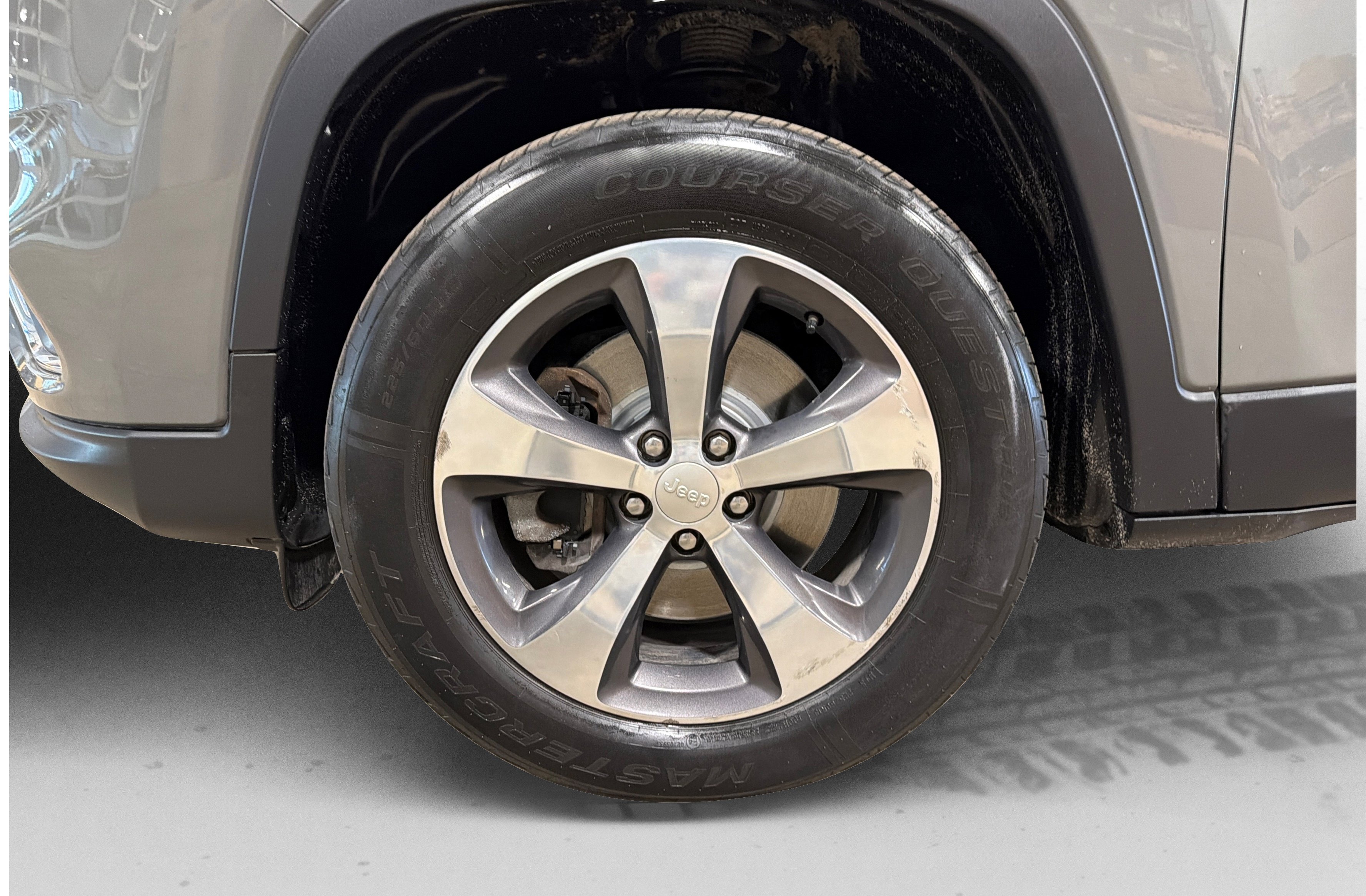 Used 2020 Jeep Cherokee Limited AWD/4WD image 49