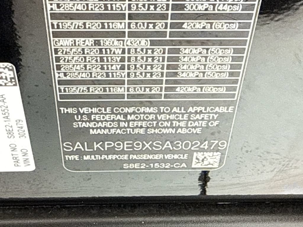 Used 2025 Land Rover Range Rover SE AWD/4WD image 34
