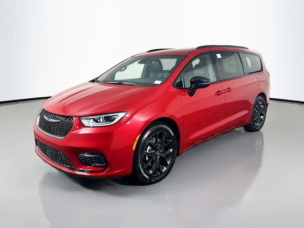 New 2026 Chrysler Pacifica Limited w/ Uconnect Theater Family Group image 3