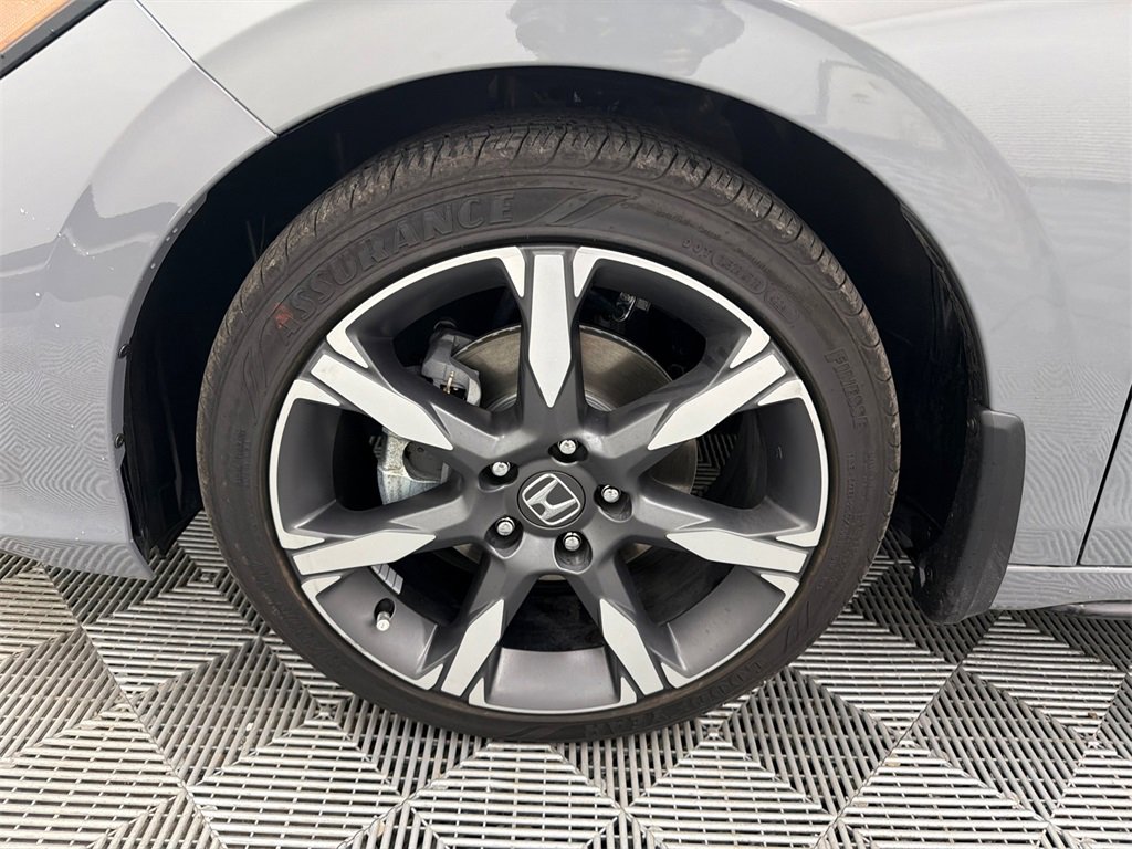 Used 2025 Honda Civic Sport Touring image 12
