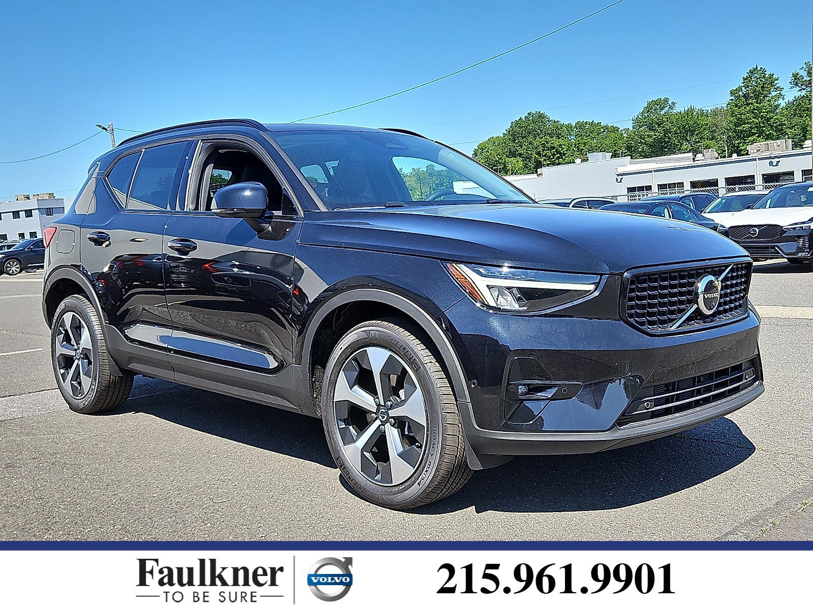 New 2026 Volvo XC40 B5 Plus w/ Climate Package AWD/4WD video 1