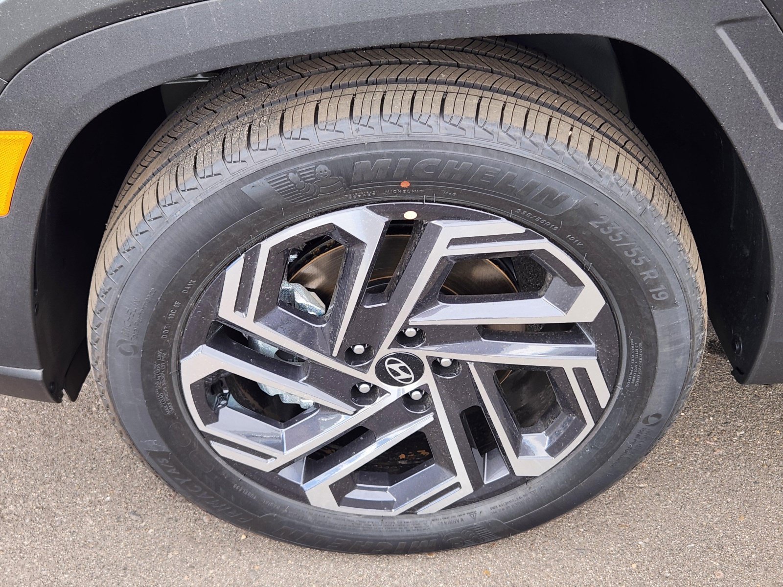 New 2026 Hyundai Tucson Limited AWD/4WD image 16