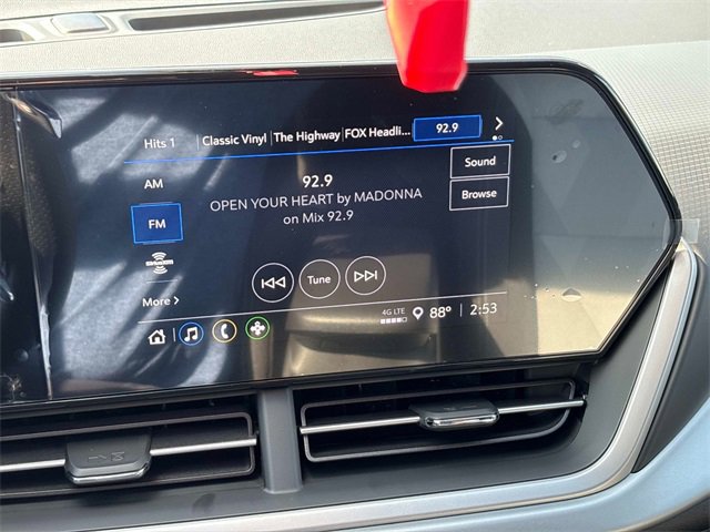 New 2026 Chevrolet Trax RS w/ Driver Confidence Package image 29