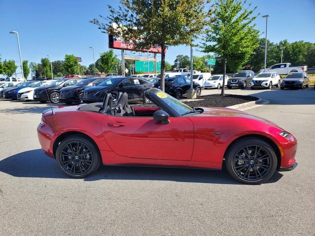 Used 2024 MAZDA MX-5 Miata Club w/ Weather Package image 2