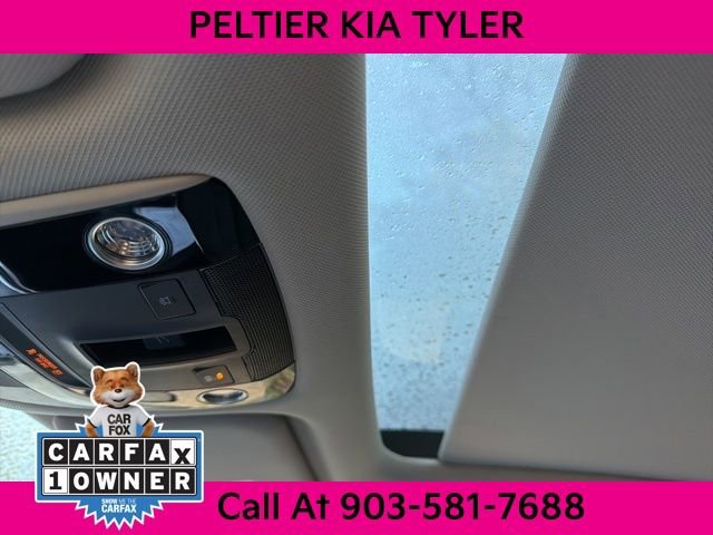 Certified 2025 Kia Sorento SX image 26