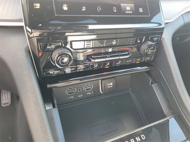 New 2025 Jeep Grand Cherokee Altitude image 25