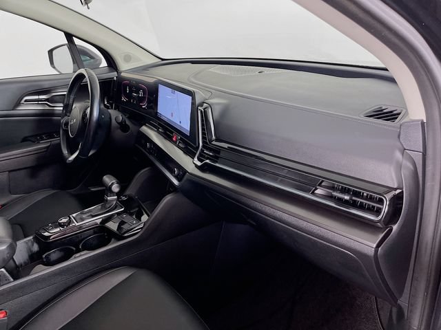 Used 2025 Kia Sportage EX FWD image 30