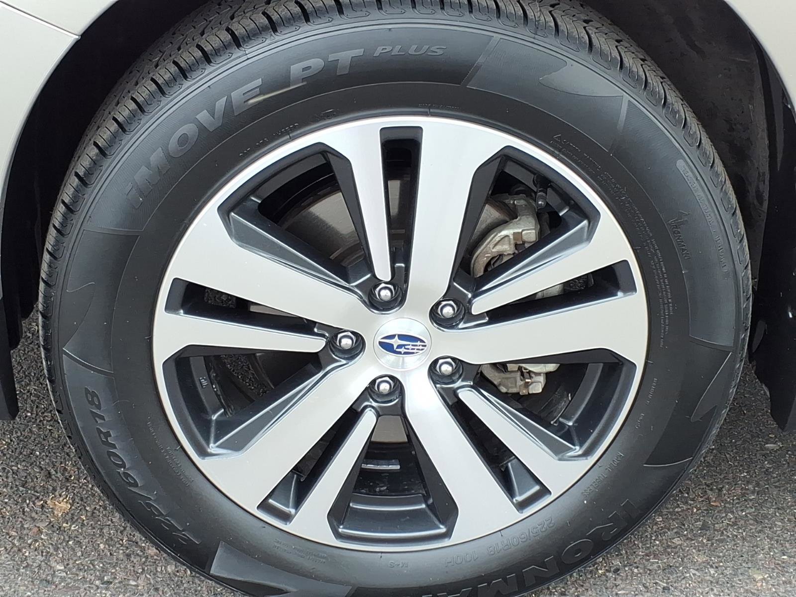 Used 2019 Subaru Outback 2.5i Limited image 9