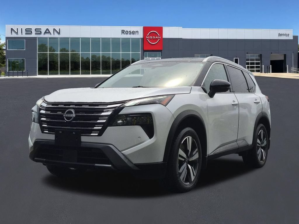 Used 2025 Nissan Rogue SL w/ Tech Package AWD/4WD image 7