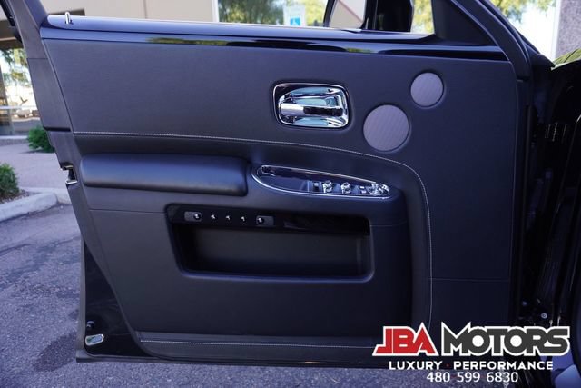Used 2018 Rolls-Royce Ghost RWD image 87