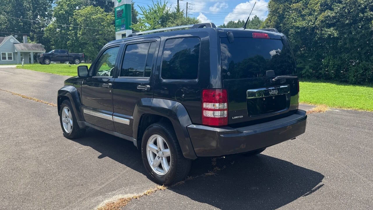 Used 2011 Jeep Liberty Limited image 6