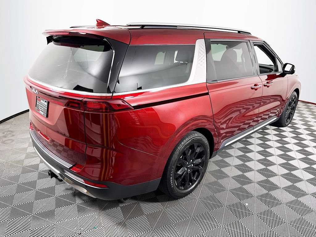 Used 2024 Kia Carnival SX FWD image 7