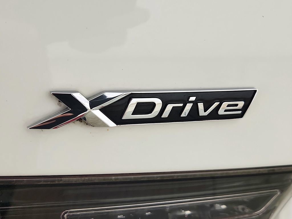 Used 2021 BMW 330i xDrive Sedan w/ Convenience Package AWD/4WD image 32