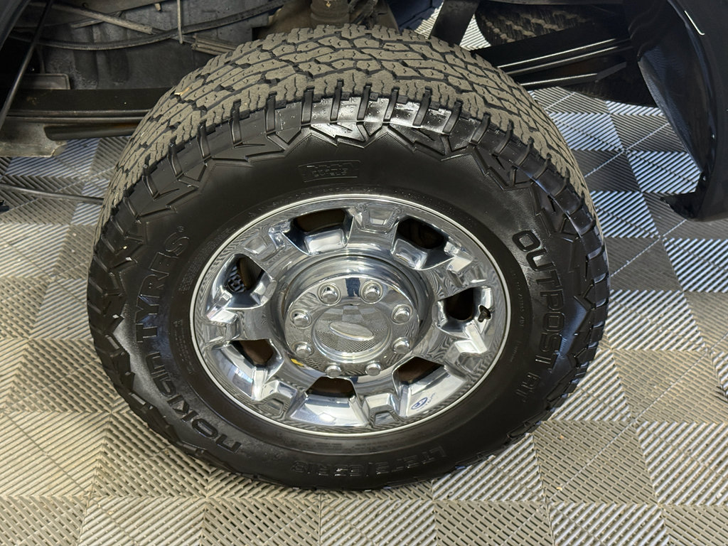 Used 2014 Ford F250 XLT w/ XLT Premium Package image 11