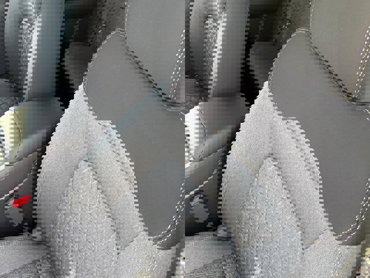 New 2026 Nissan Kicks SV image 18