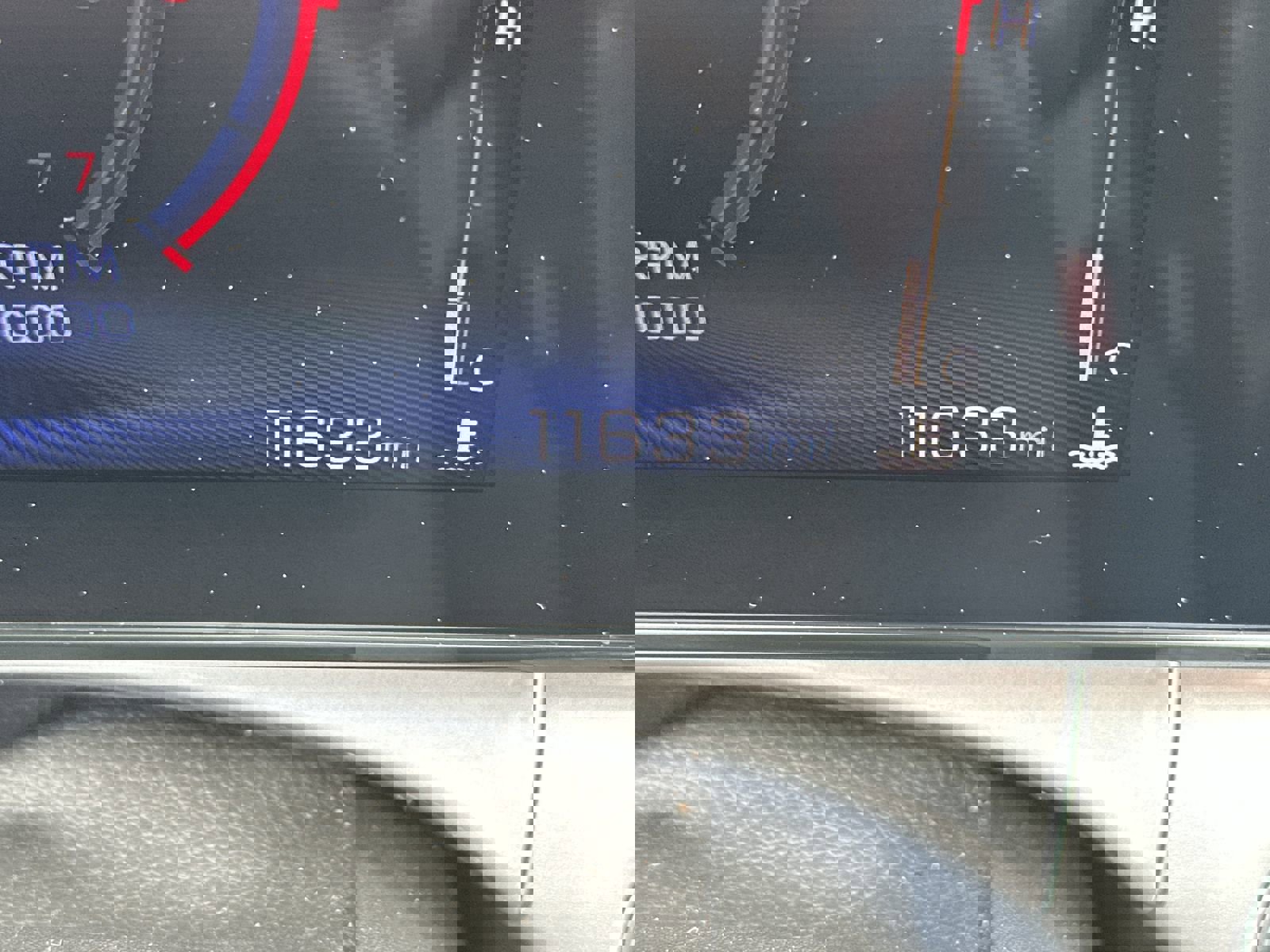 Used 2025 Chevrolet Trax LT w/ Driver Confidence Package image 24