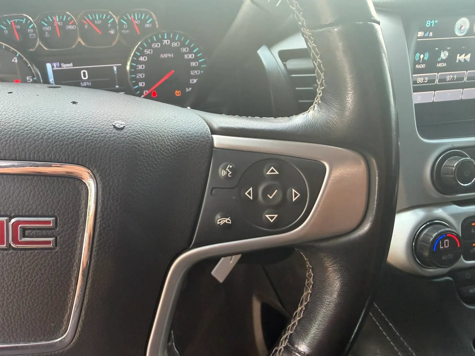 Used 2020 GMC Yukon SLE w/ SLE Value Package RWD image 27