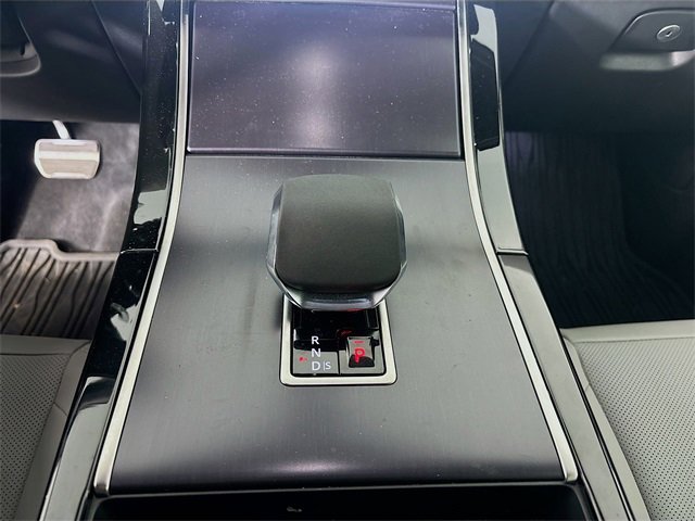 Used 2026 Land Rover Range Rover Velar Dynamic SE image 19