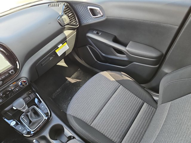 Used 2025 Kia Soul EX image 14