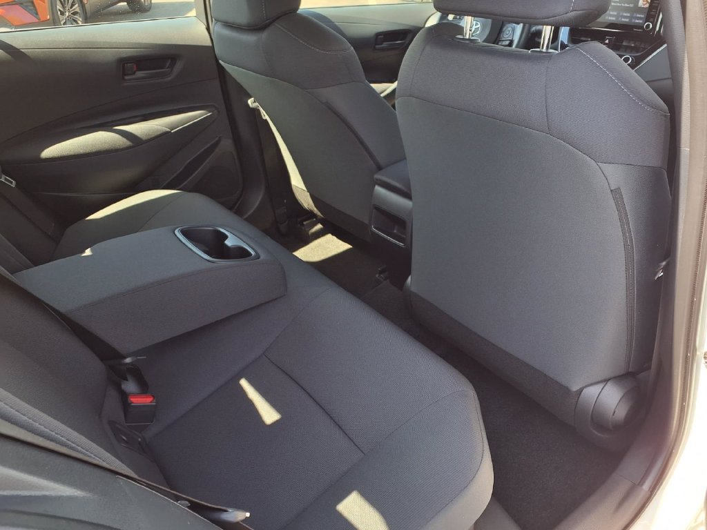 Certified 2022 Toyota Corolla LE w/ Carpet Mat Package (TMS) FWD image 32