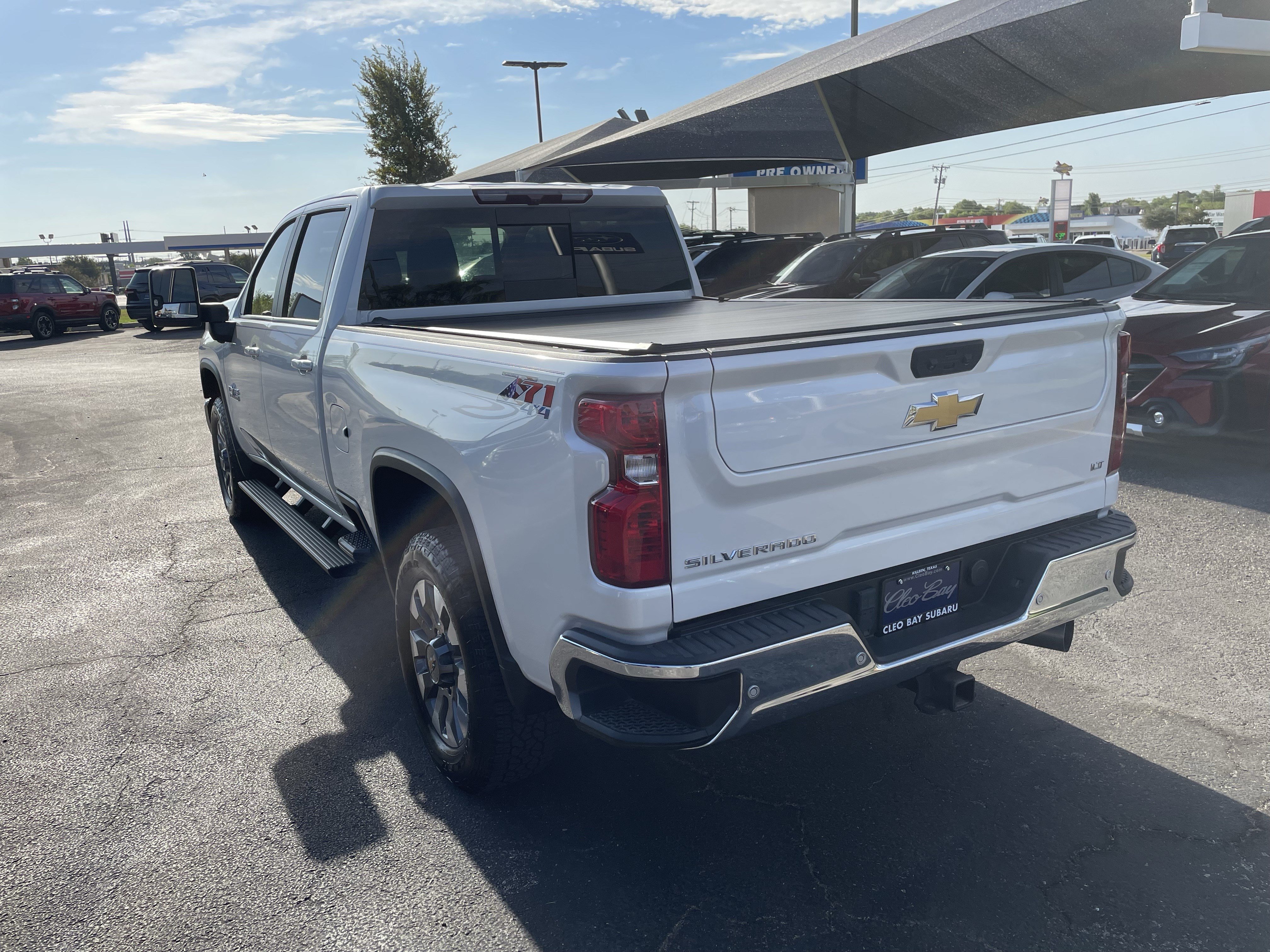 Used 2024 Chevrolet Silverado 2500 LT w/ Texas Edition AWD/4WD image 5
