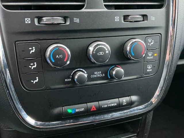 Used 2020 Dodge Grand Caravan SE image 9