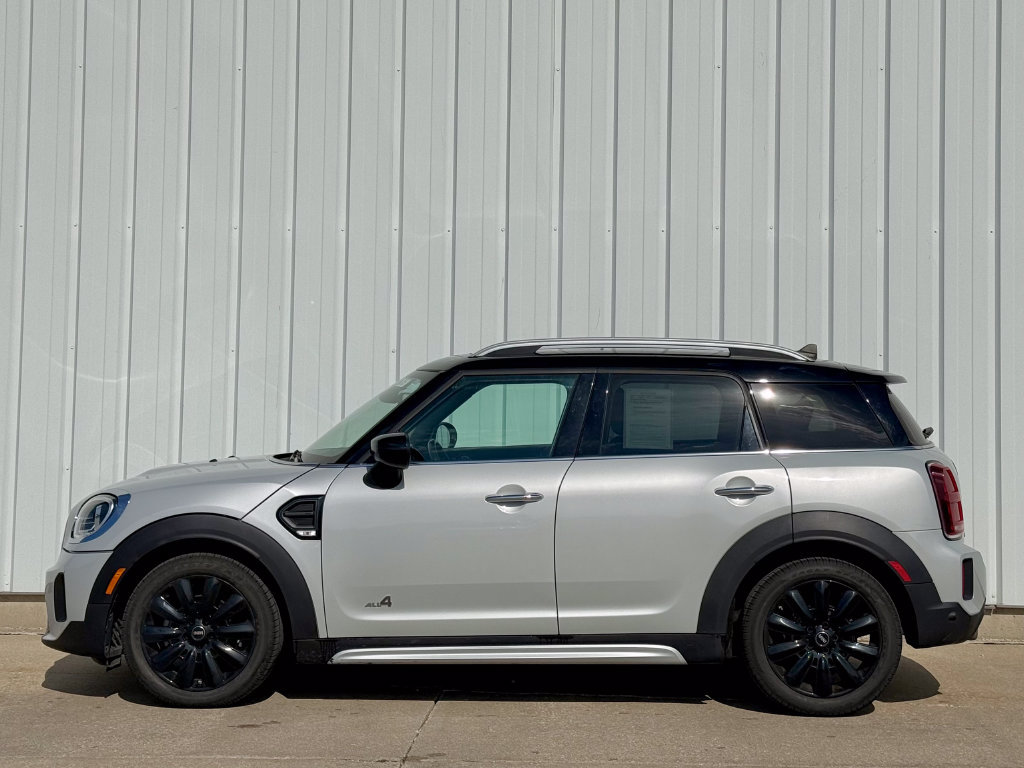 Used 2021 MINI Cooper Countryman ALL4 AWD/4WD image 3