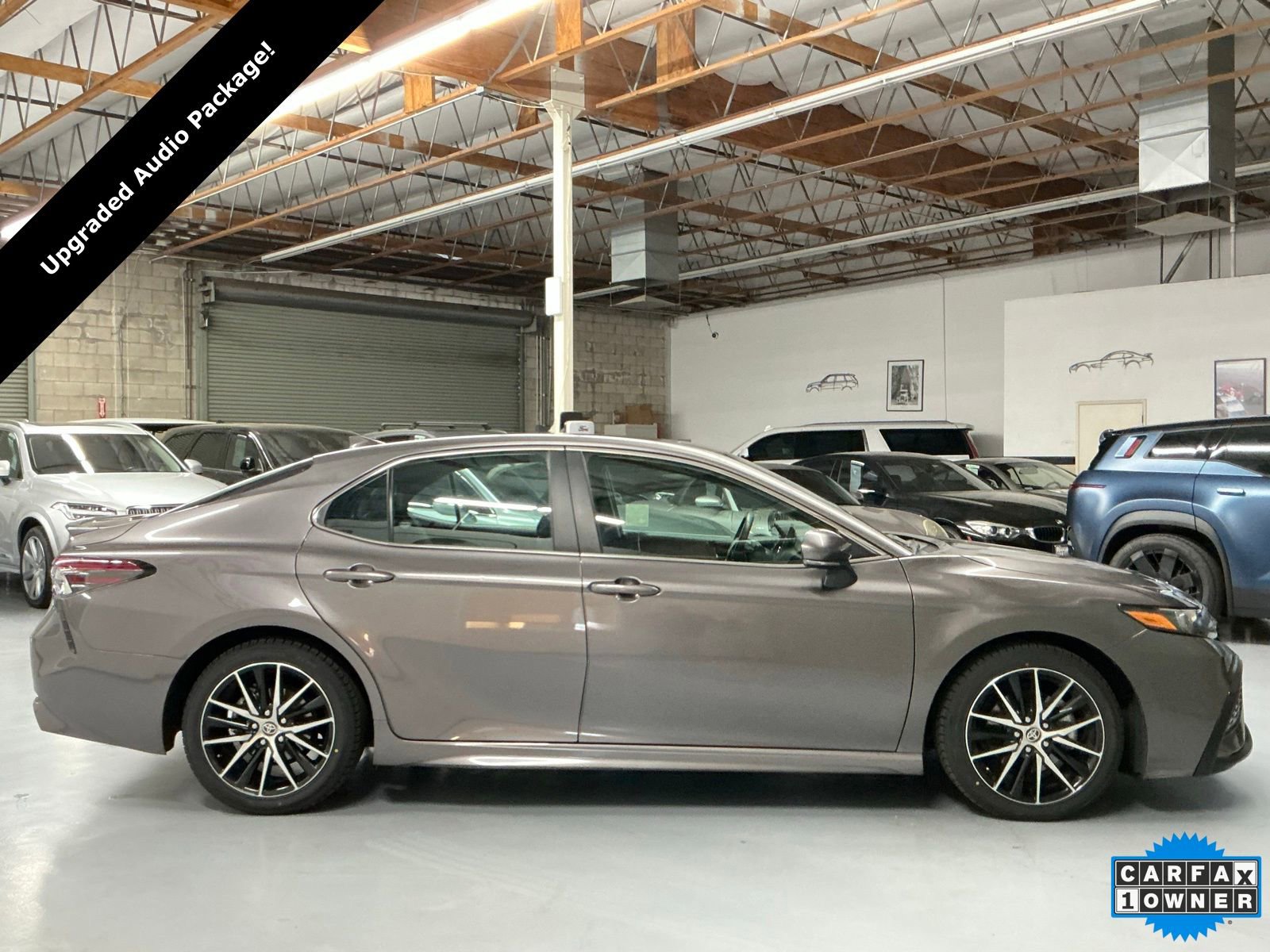 Used 2023 Toyota Camry SE w/ Audio Upgrade Package image 4