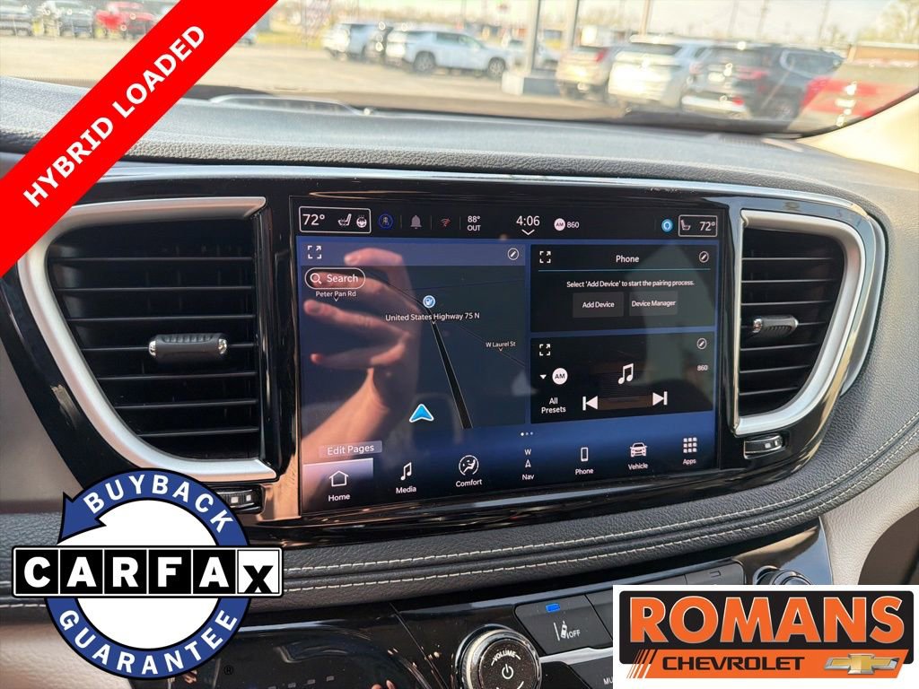 Used 2024 Chrysler Pacifica Limited FWD image 15