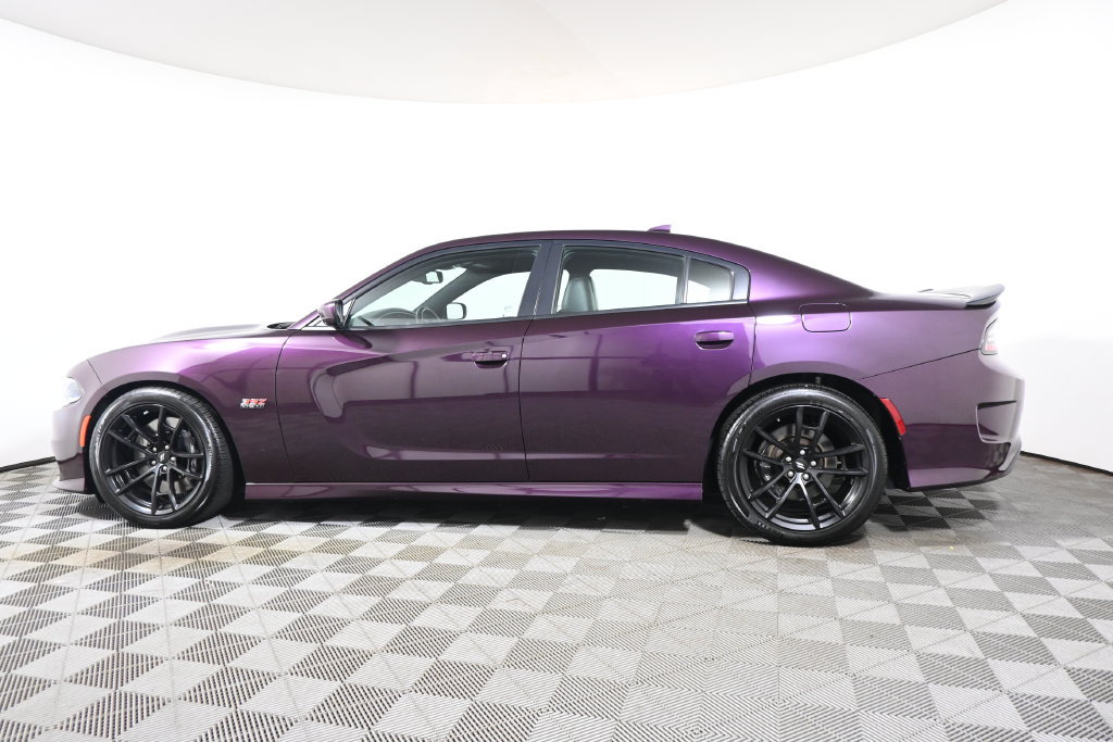 Used 2022 Dodge Charger Scat Pack w/ Dynamics Package RWD image 2