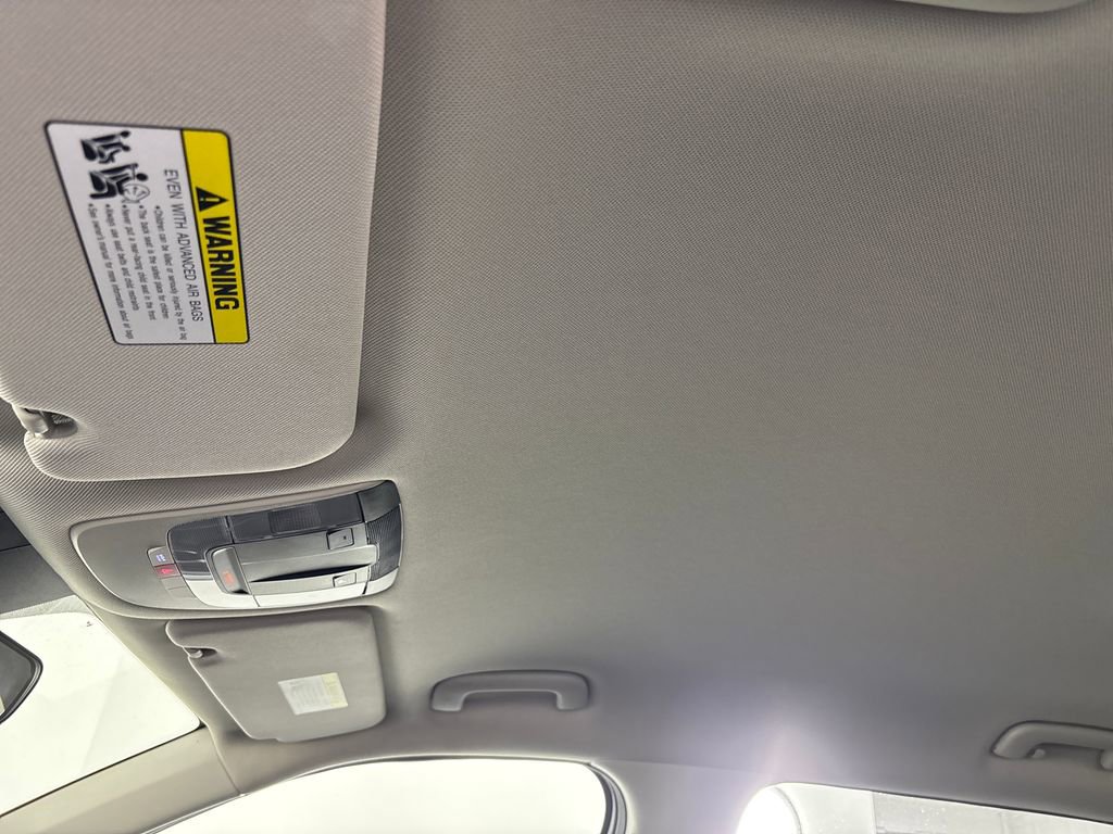 Used 2024 Kia Sorento LX image 25