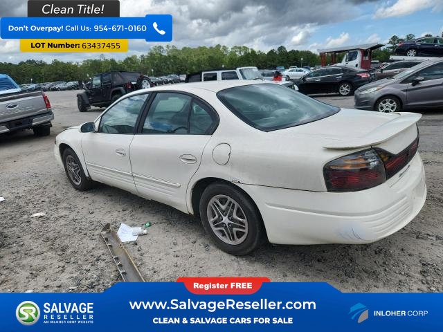 Used 2003 Pontiac Bonneville SE image 3