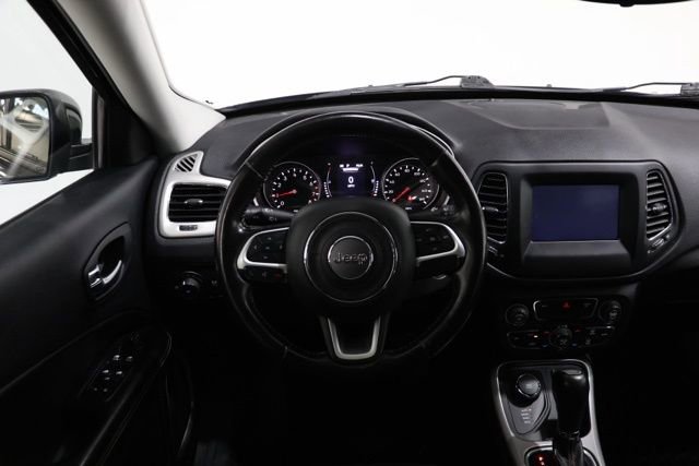 Used 2020 Jeep Compass Latitude w/ Cold Weather Group image 14