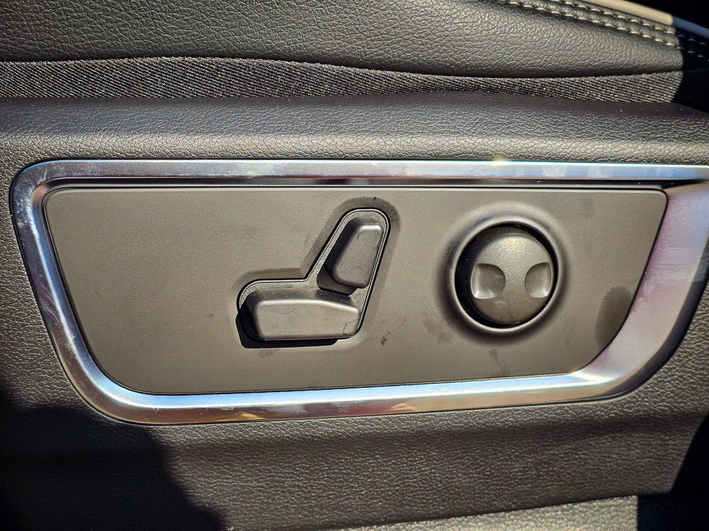 New 2026 RAM 1500 Laramie w/ Night Edition image 20