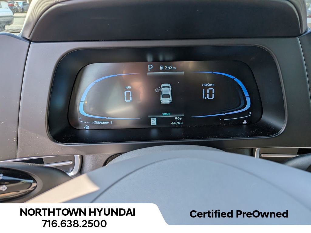 Used 2025 Hyundai Elantra Sport FWD image 9