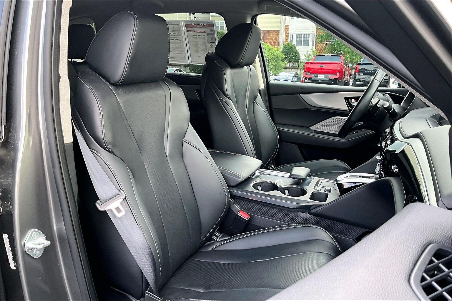 Used 2023 Acura MDX SH-AWD w/ Technology Package image 7