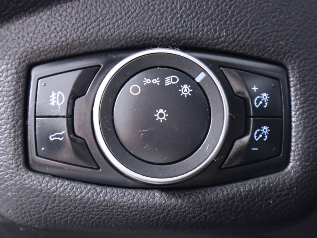 Used 2019 Ford Escape Titanium AWD/4WD image 10