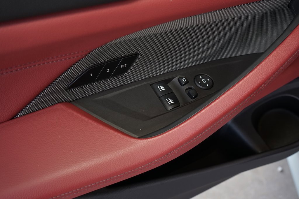 Used 2025 BMW M440i Coupe image 27
