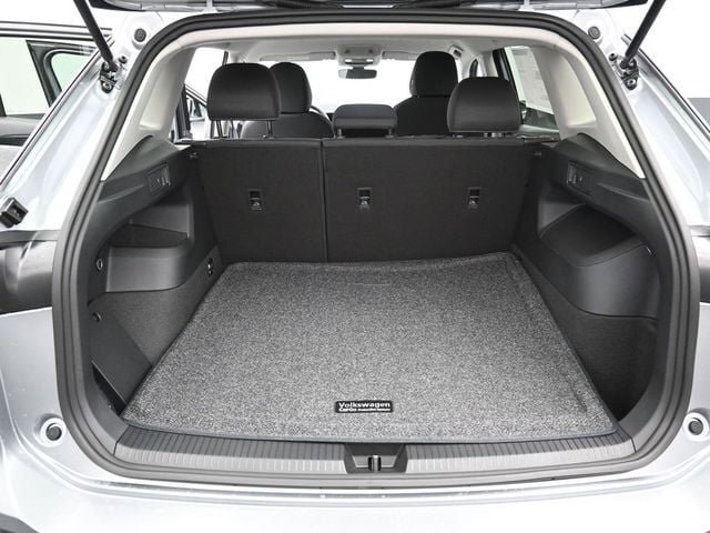 New 2026 Volkswagen Tiguan S AWD/4WD image 12