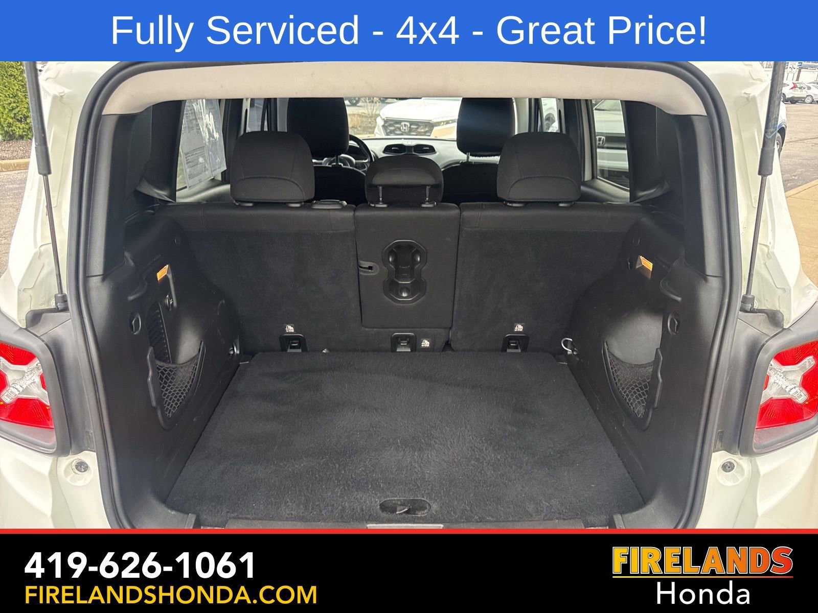 Used 2017 Jeep Renegade Latitude w/ Popular Equipment Group image 26