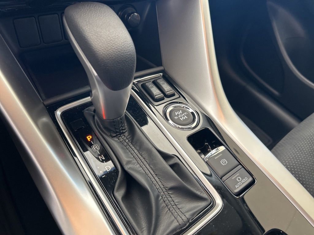 New 2026 Mitsubishi Eclipse Cross SE image 8