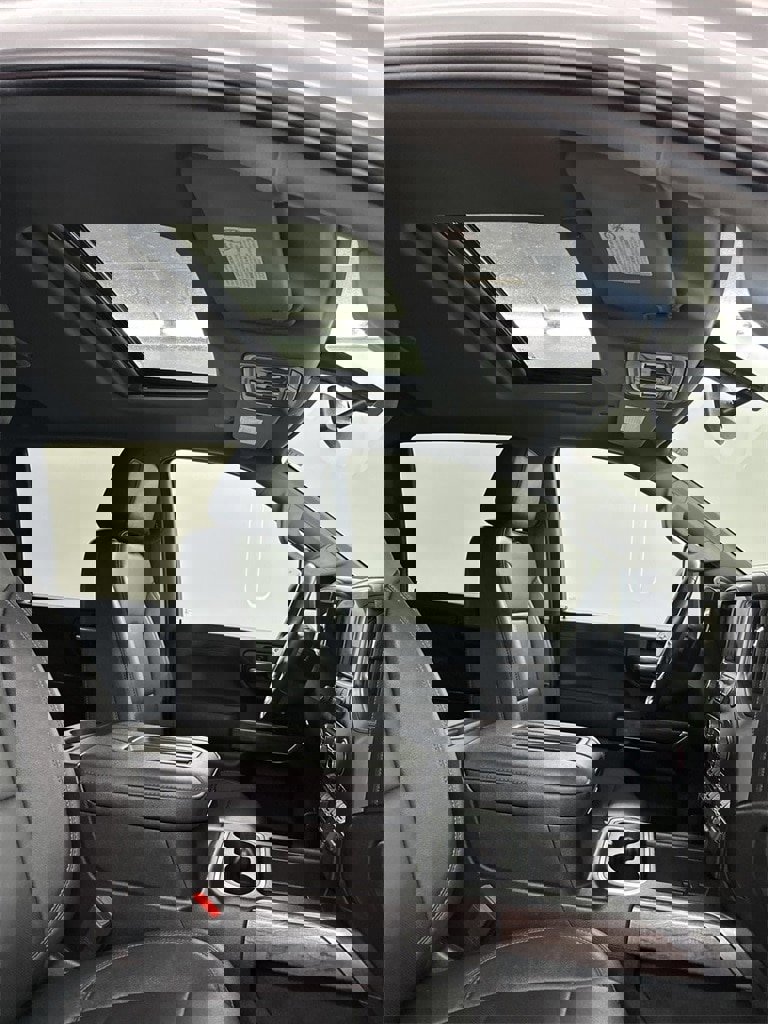 Used 2022 Chevrolet Silverado 2500 LTZ w/ LTZ Plus Package image 41