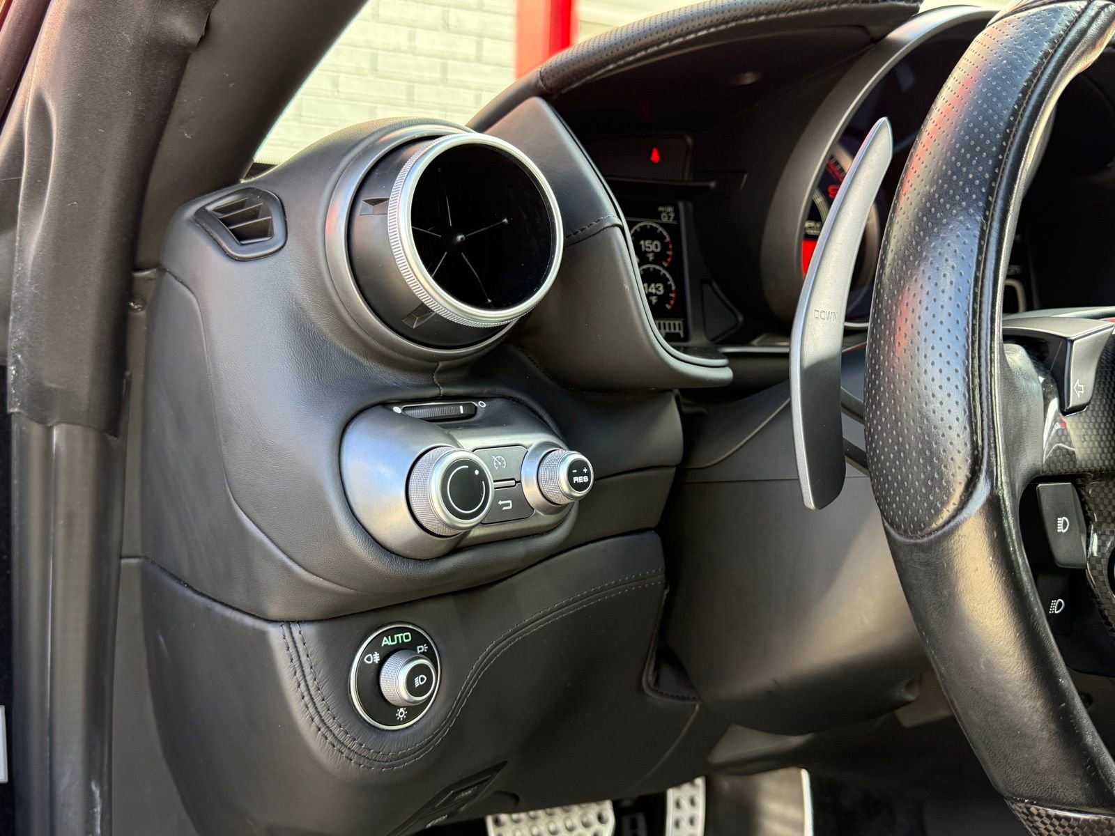 Used 2019 Ferrari Portofino image 20