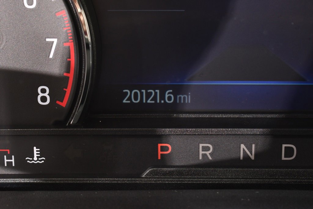 Used 2022 Ford Explorer XLT w/ Equipment Group 202A image 28