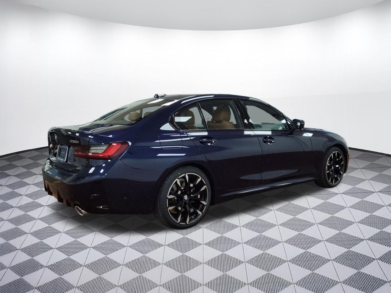 Used 2026 BMW 330i xDrive Sedan w/ M Sport Package AWD/4WD image 8