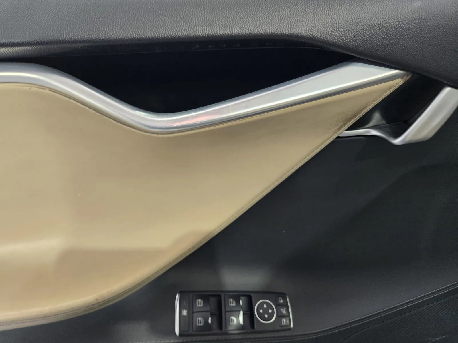 Used 2014 Tesla Model S P85 RWD image 13
