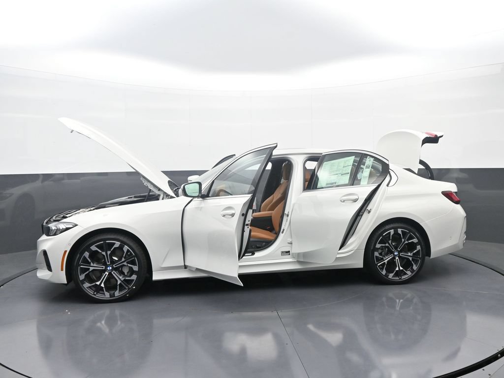 New 2026 BMW 330i xDrive Sedan w/ Convenience Package AWD/4WD image 39